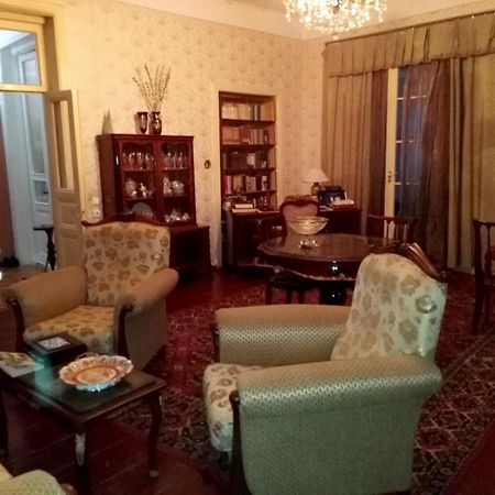 Guesthouse Panorama 쿠타이시 외부 사진