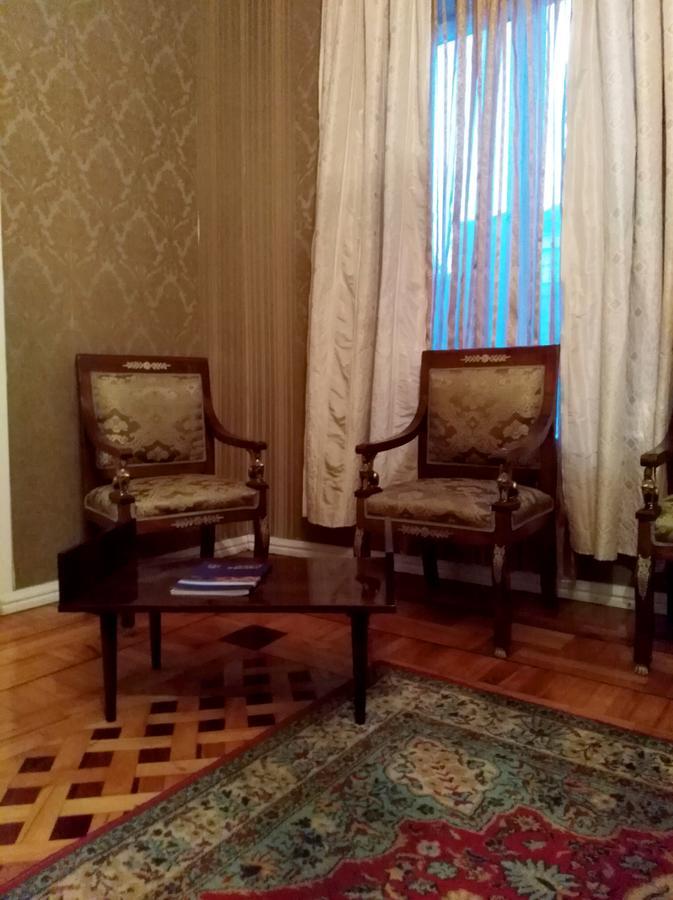 Guesthouse Panorama 쿠타이시 외부 사진